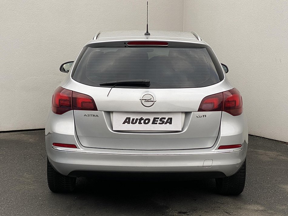 Opel Astra 1.6 CDTi 