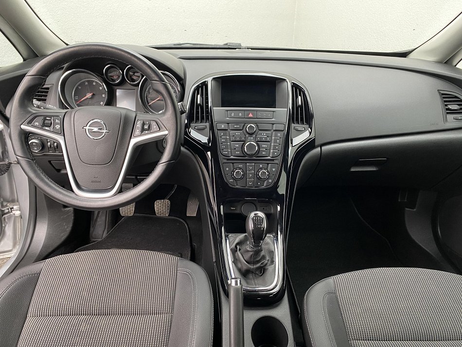 Opel Astra 1.6 CDTi 