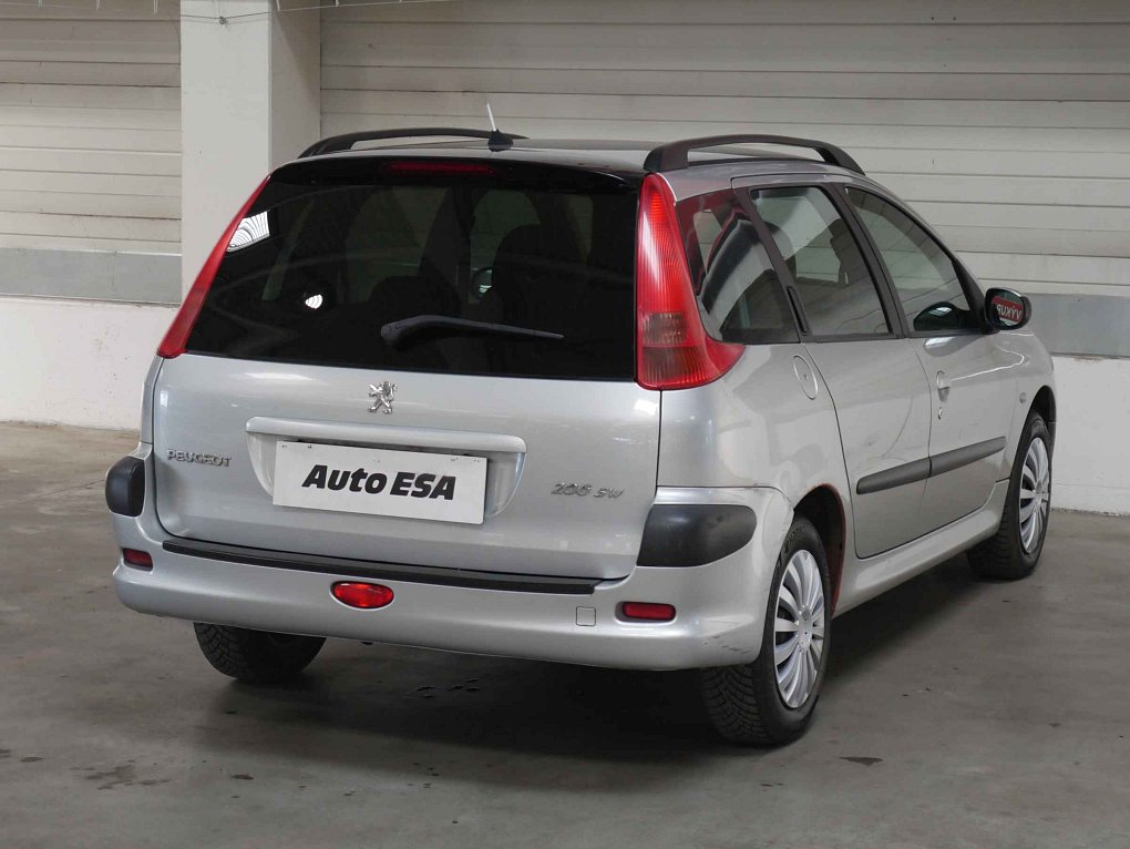 Peugeot 206 1.4i 