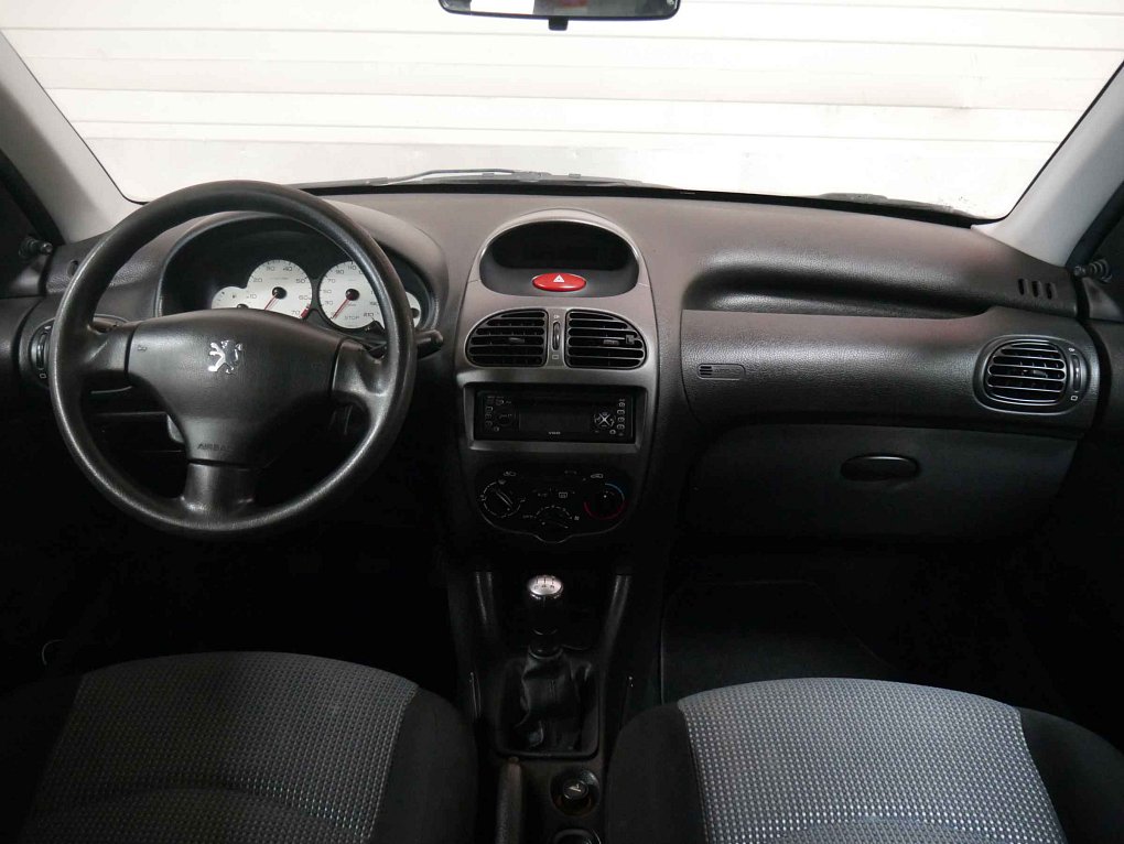 Peugeot 206 1.4i 