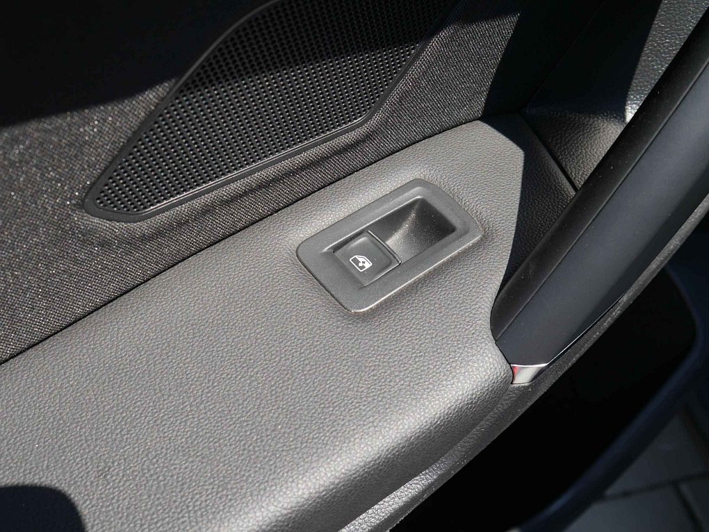 Volkswagen Tiguan Allspace  2.0TSi  4x4, 7míst