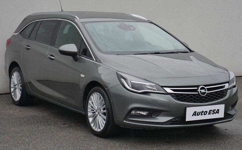 Opel Astra 1.4 T Cosmo