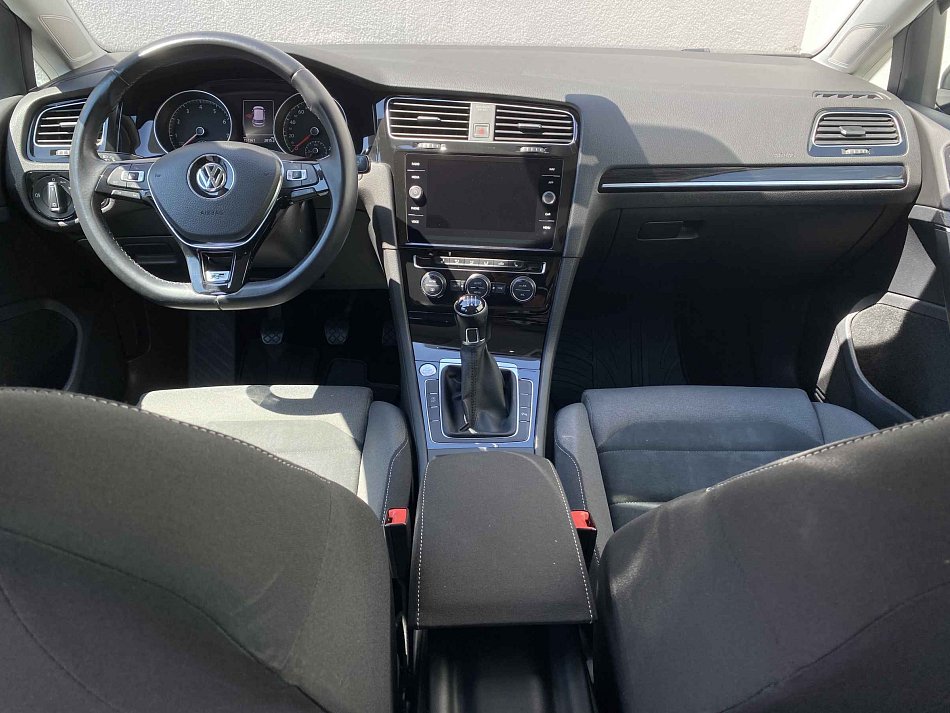 Volkswagen Golf 1.4 TSi R-Line