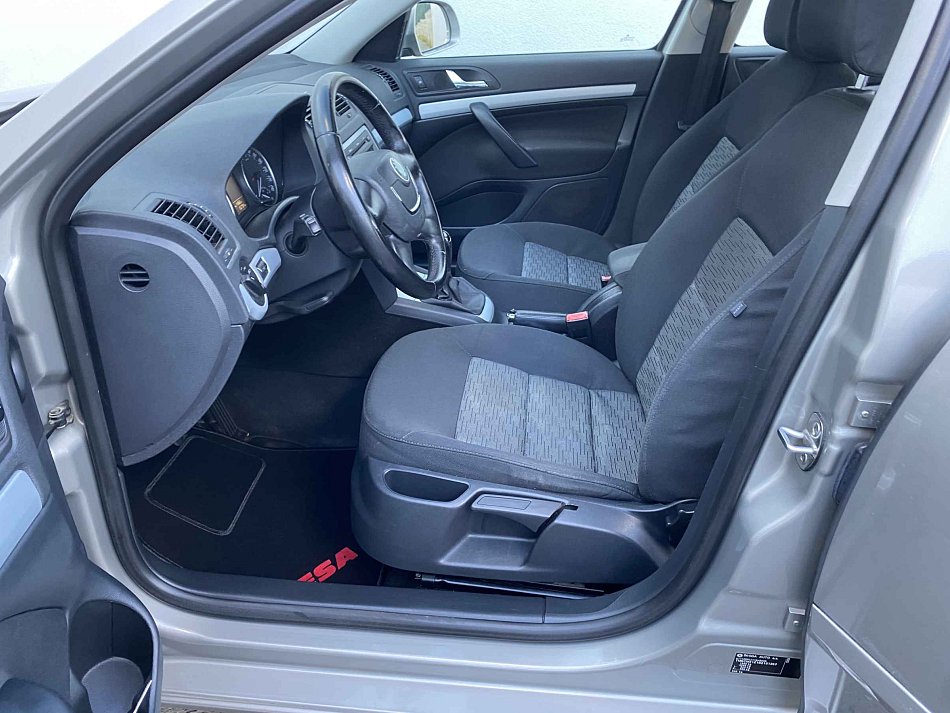 Škoda Octavia II 1.2 TSi Ambiente