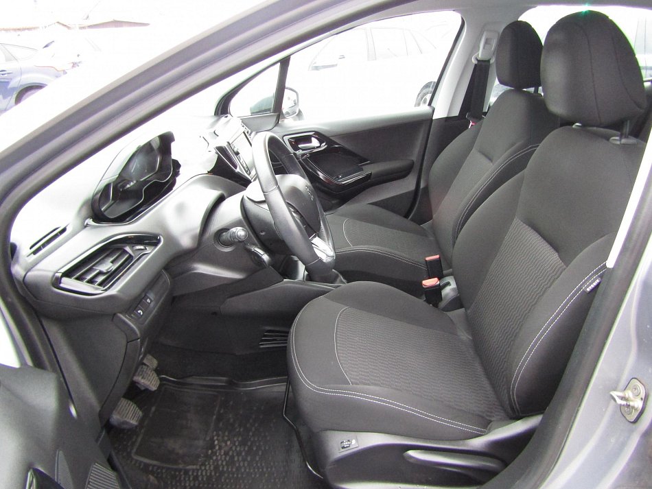 Peugeot 208 1.2 PT Active