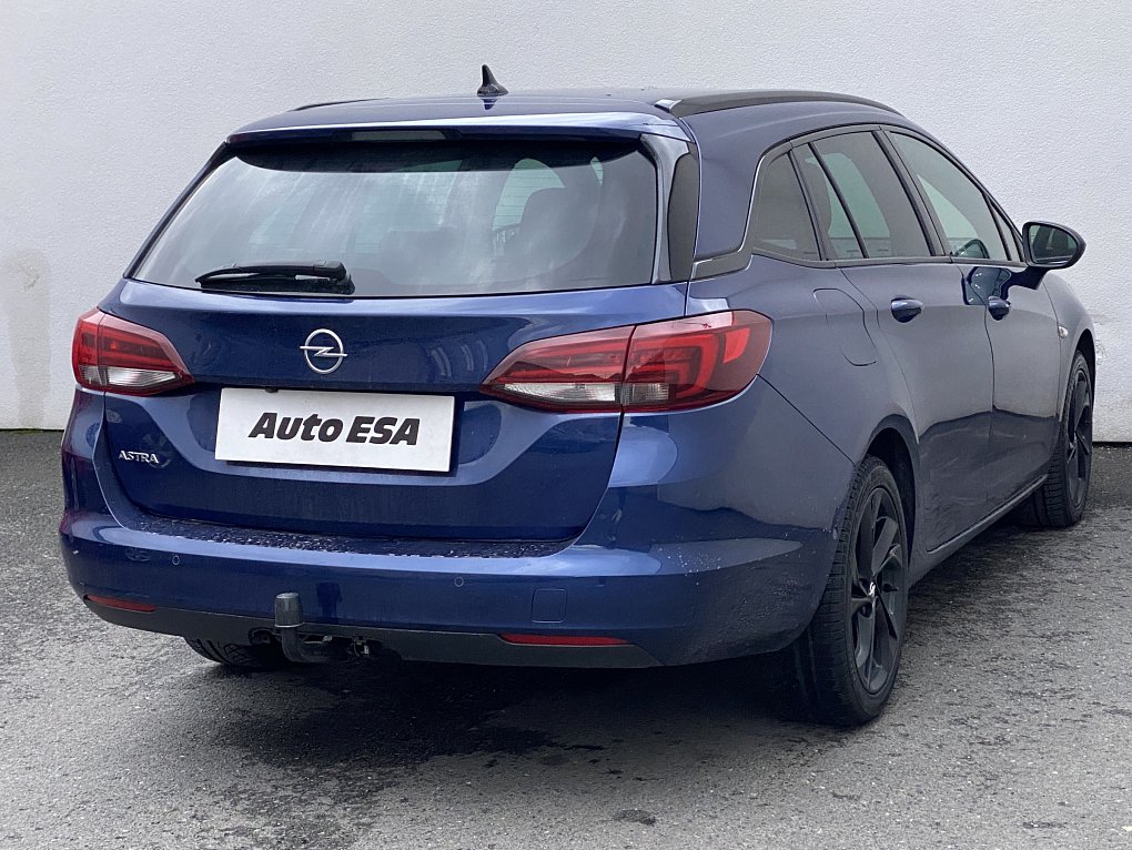Opel Astra 1.5 CDTi 