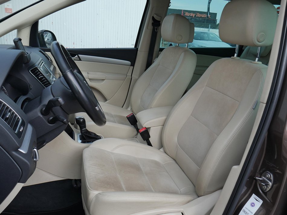 Volkswagen Sharan 2.0TDi 