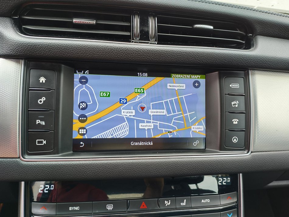 Jaguar XF 2.0 D 
