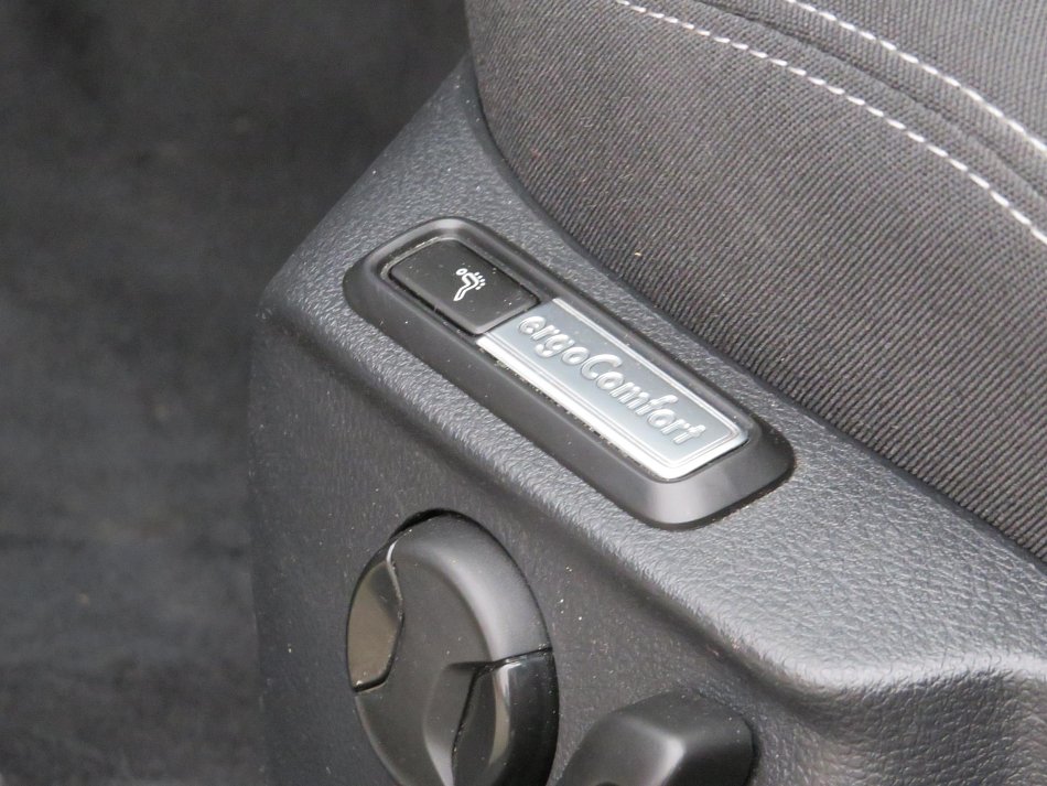 Volkswagen Passat 2.0 TDi Business