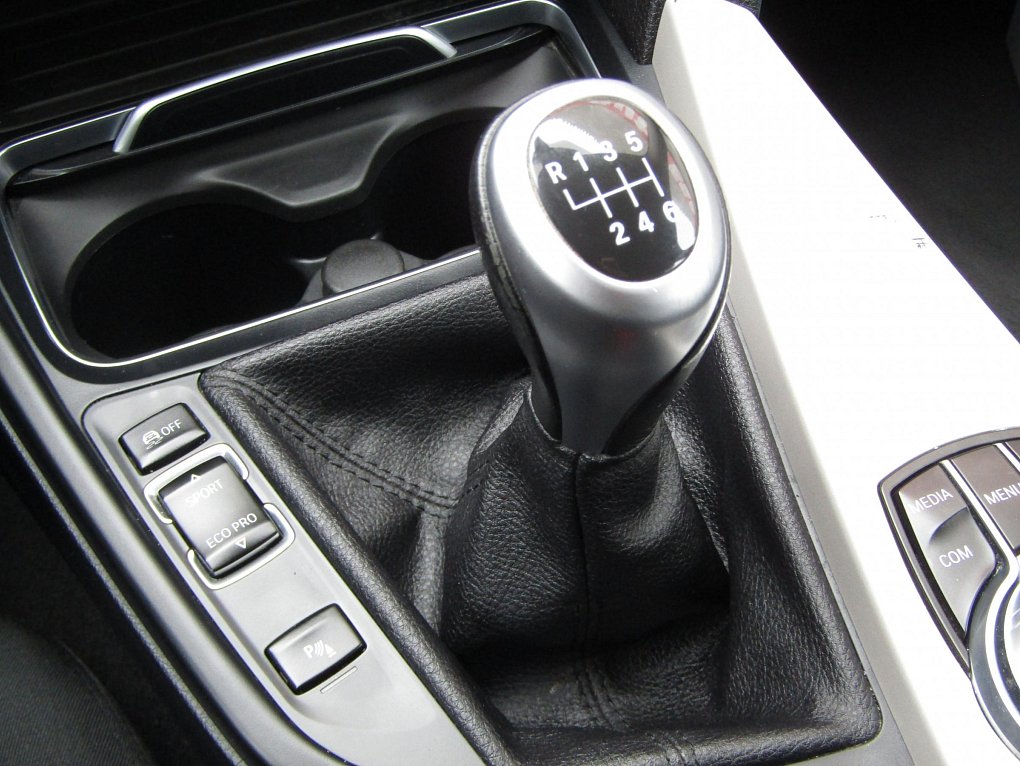 BMW Řada 3 2.0 D  318 D