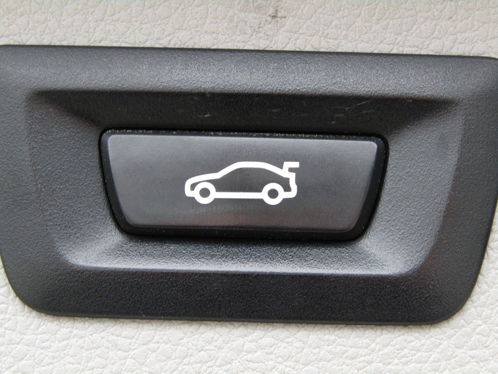 BMW Řada 3 2.0 D  318 D