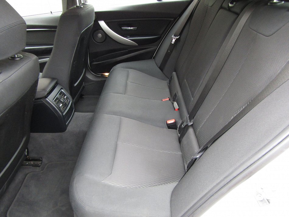 BMW Řada 3 2.0 D  318 D