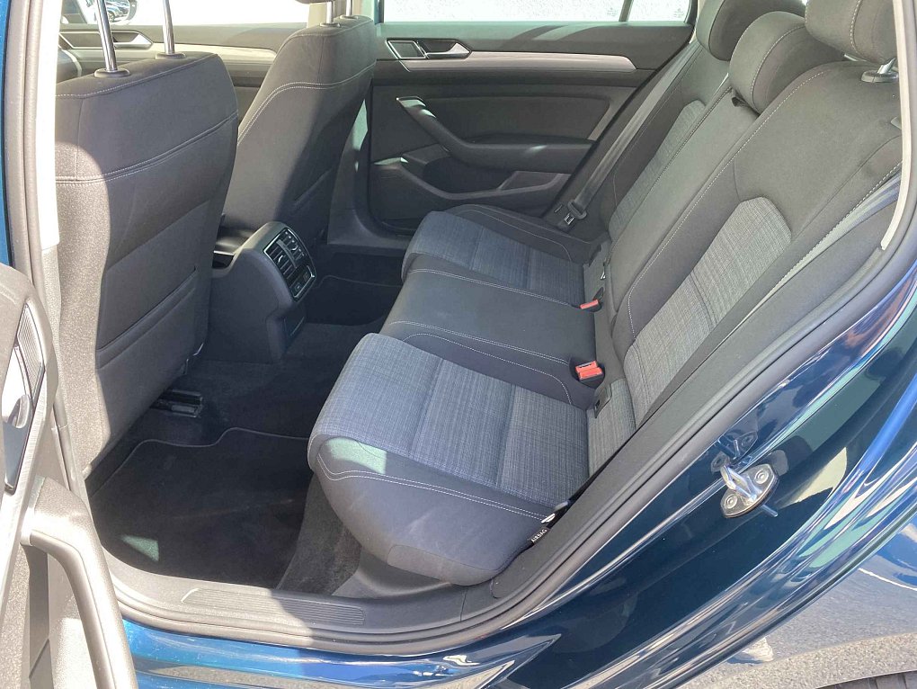Volkswagen Passat 2.0 TDi Business