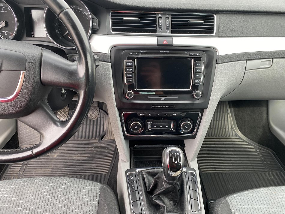Škoda Superb II 2.0 TDi 