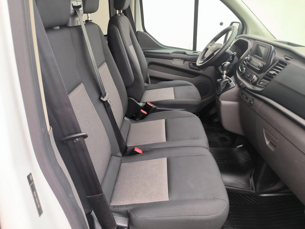 Ford Transit Custom 2.0TDCi  L1H2 9míst
