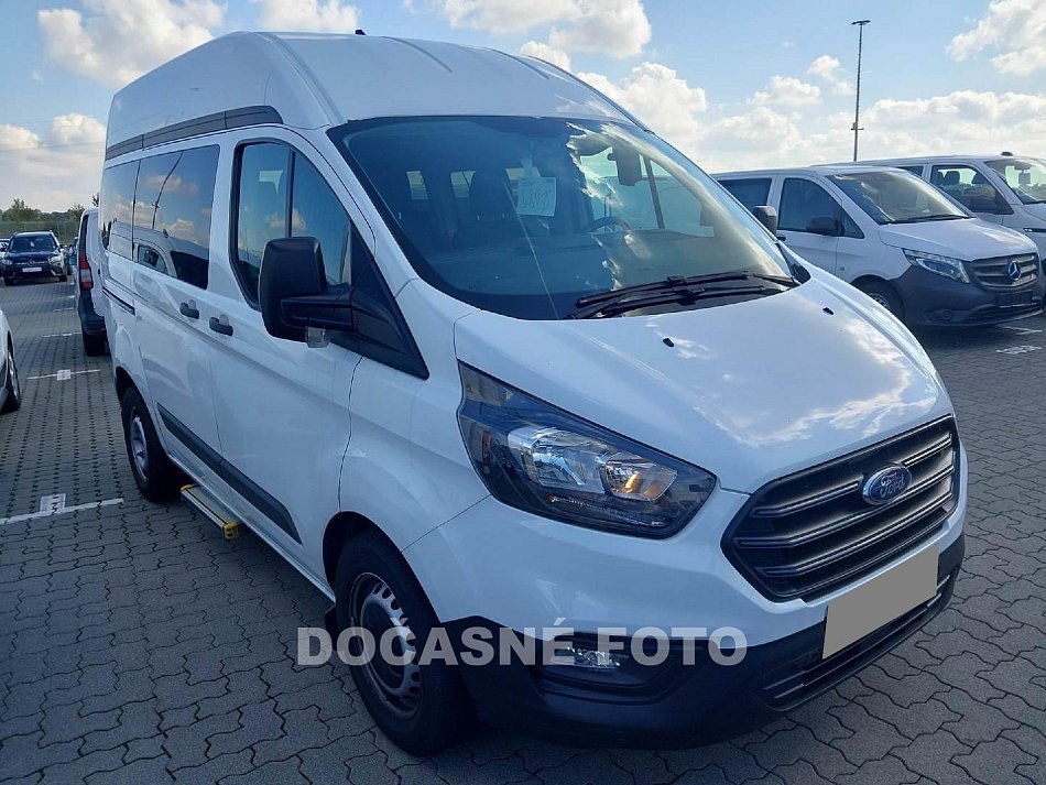Ford Transit Custom 2.0TDCi  L1H2 9míst