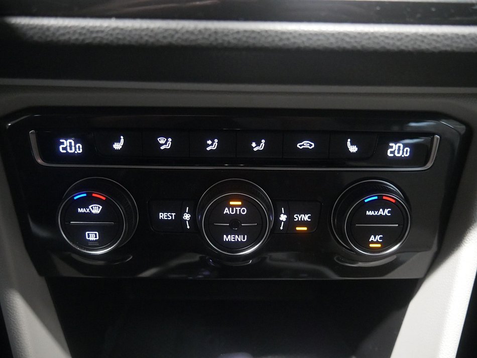 Volkswagen Tiguan 2.0TDi 