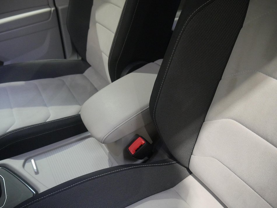 Volkswagen Tiguan 2.0TDi 