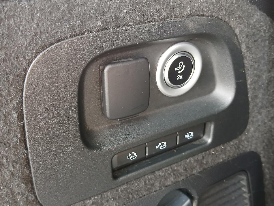 Ford Galaxy 2.0 TDCI  7míst