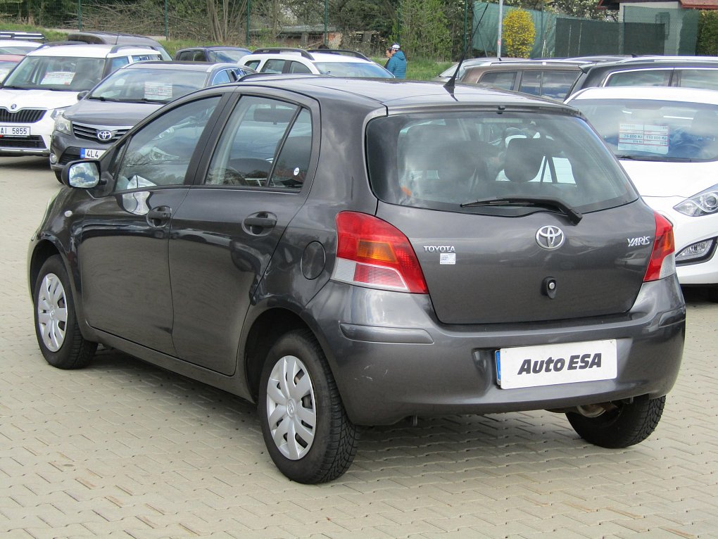Toyota Yaris 1.0 VVT 