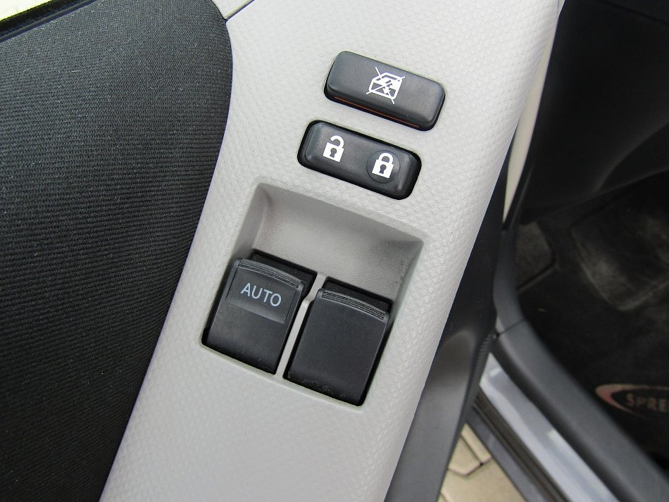 Toyota Yaris 1.0 VVT 