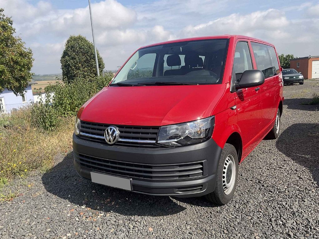 Volkswagen Transporter 2.0TDi  9míst