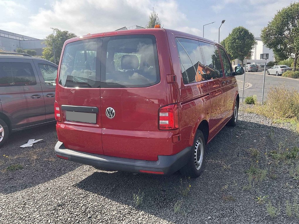 Volkswagen Transporter 2.0TDi  9míst