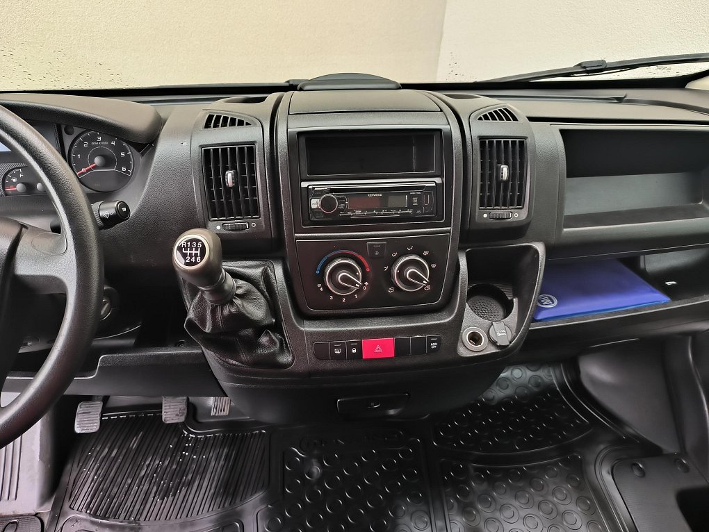 Fiat Ducato 2.3MJT  SKŘÍŇ CHLADÍCÍ
