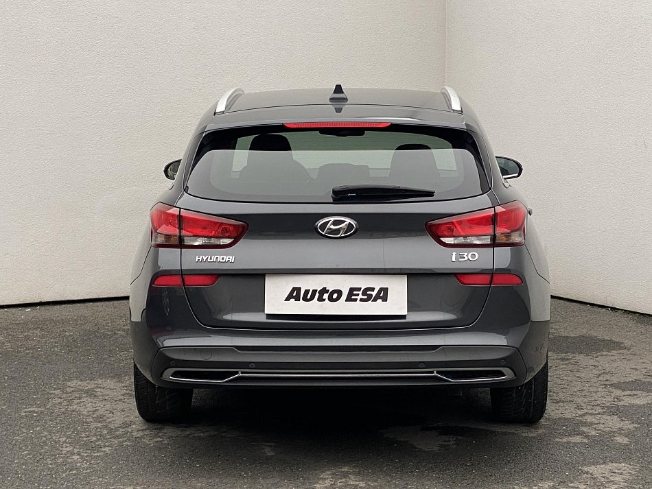 Hyundai I30 1.5 T-GDi Smart 48V