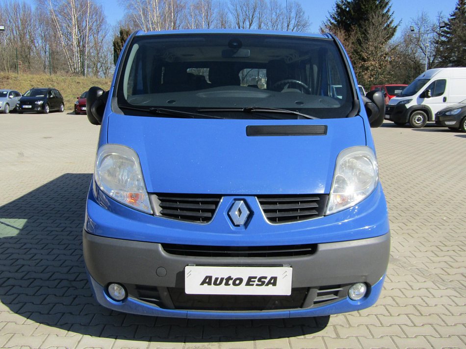 Renault Trafic 2.0dCi  5míst