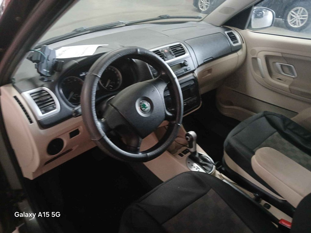 Škoda Roomster 1.6 16V 