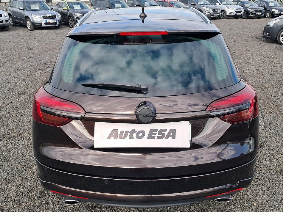 Opel Insignia 2.0CDTi 
