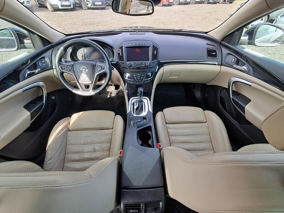 Opel Insignia 2.0CDTi 