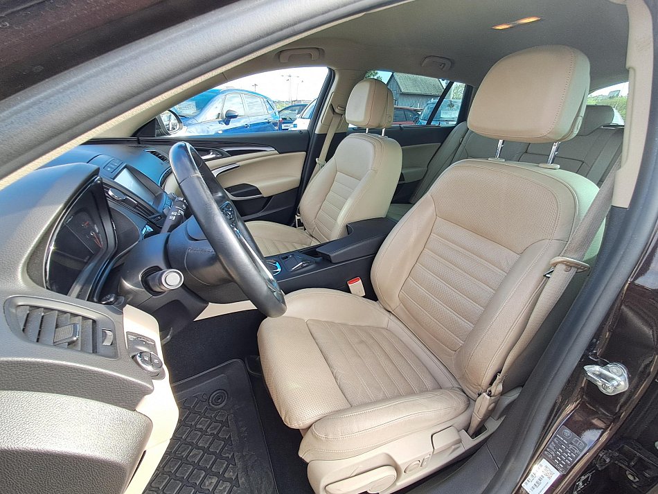 Opel Insignia 2.0CDTi 