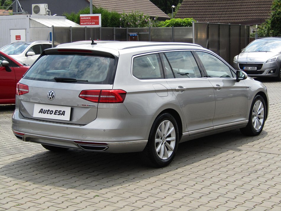 Volkswagen Passat 2.0 BiTDi Highline 4x4
