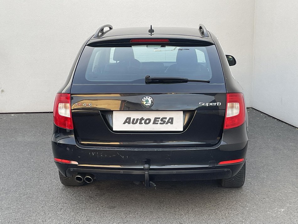 Škoda Superb II 2.0 TDi Elegance 4x4