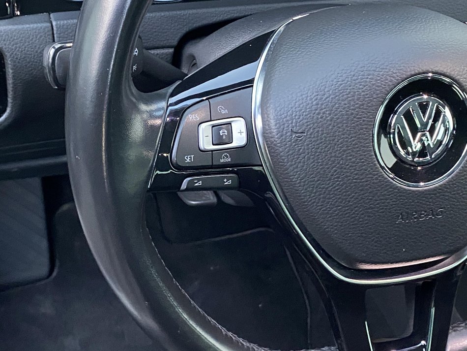 Volkswagen Golf 1.5 TSi Highline