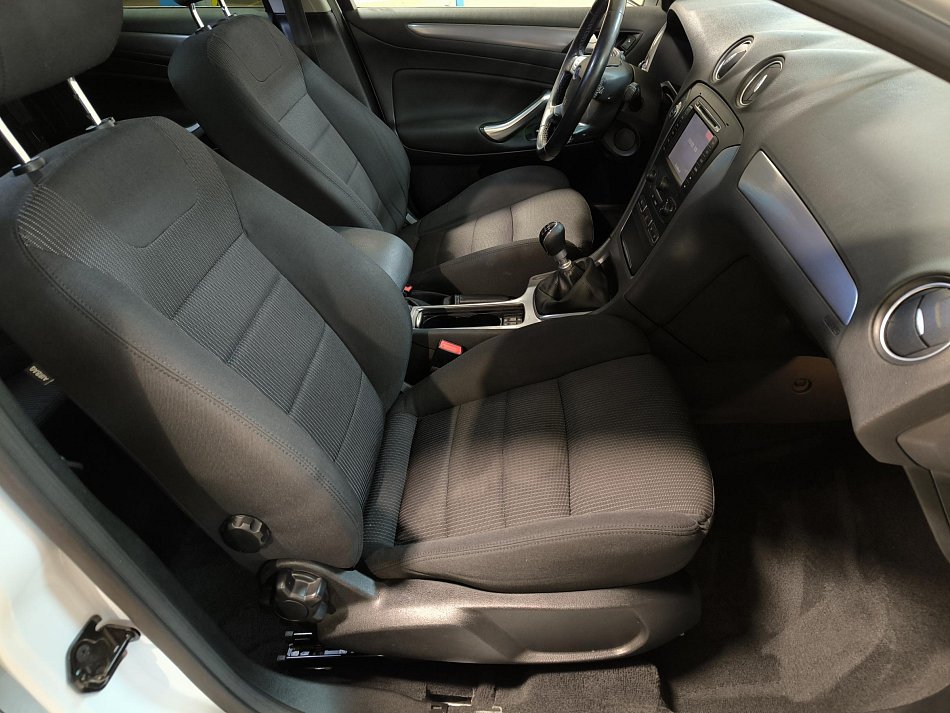 Ford Mondeo 2.0TDCi 