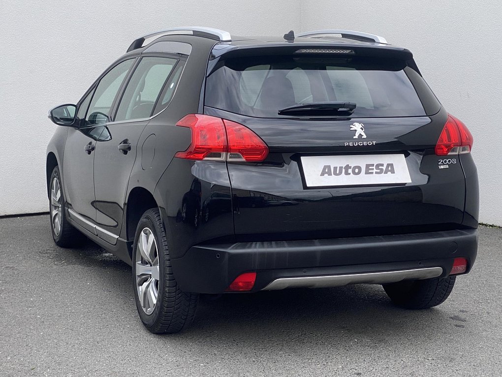 Peugeot 2008 1.2PT Allure