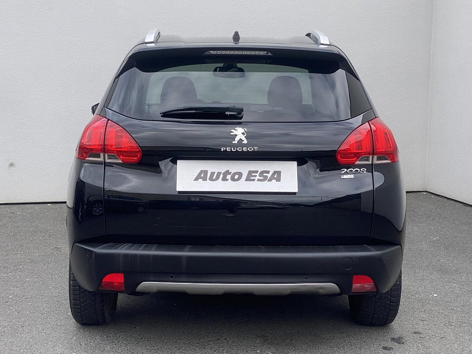 Peugeot 2008 1.2PT Allure