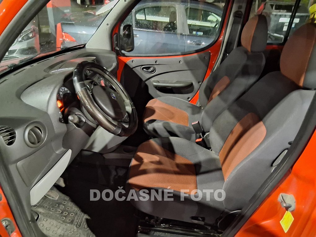 Fiat Dobló 1.4i 