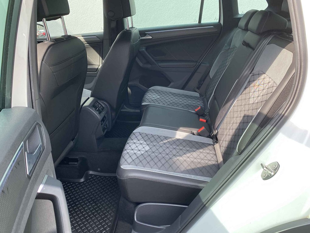 Volkswagen Tiguan 2.0 TSI R-Line 4x4