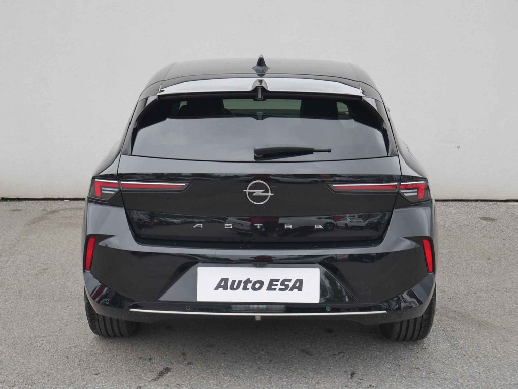 Opel Astra 1.2PT Elegance