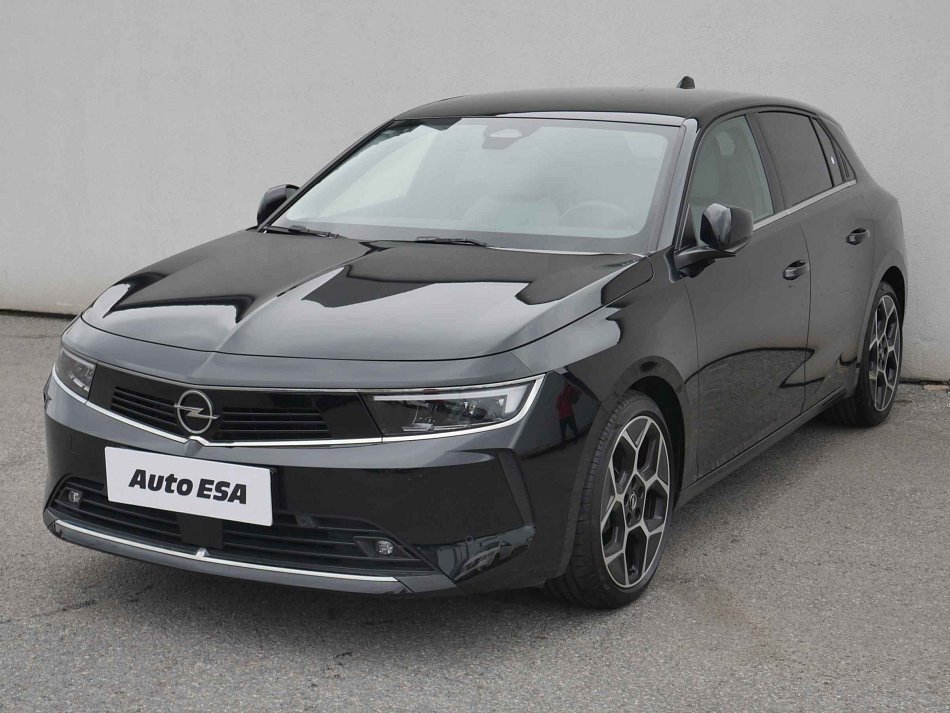 Opel Astra 1.2PT Elegance
