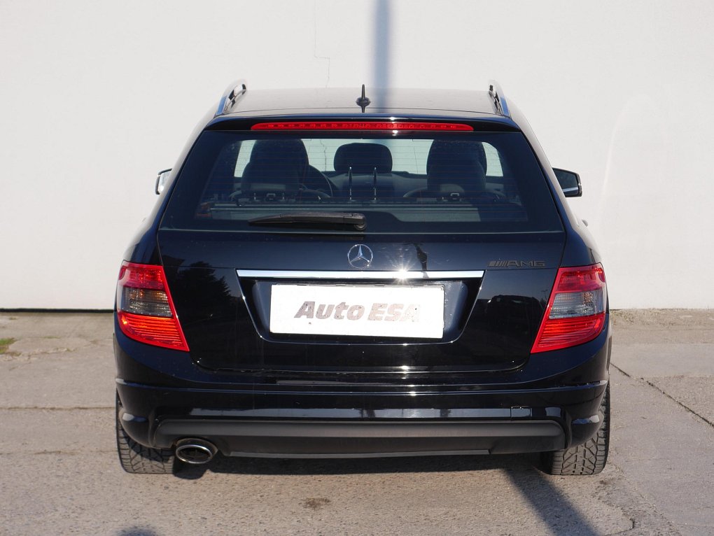 Mercedes-Benz Třída C 2.2CDI  C200