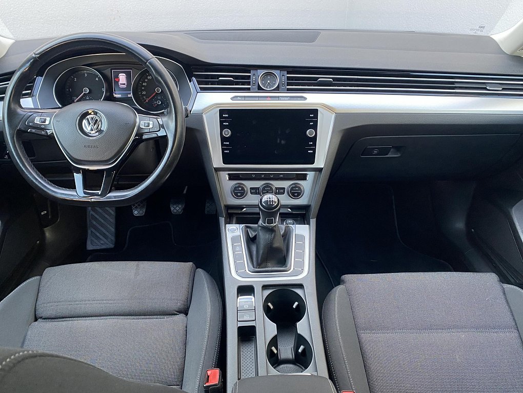 Volkswagen Passat 2.0TDi 