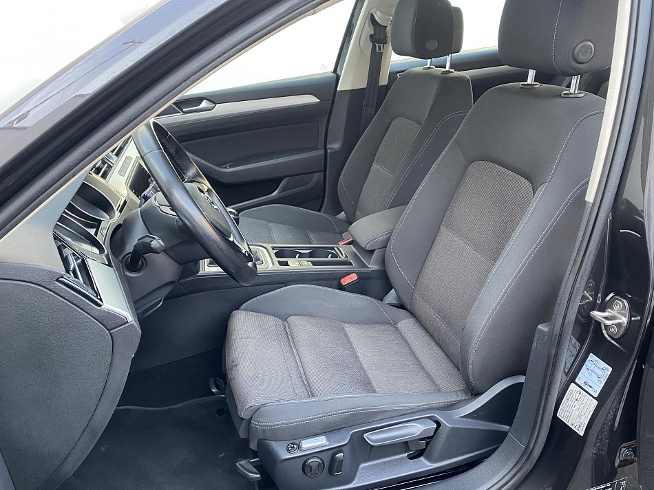 Volkswagen Passat 2.0TDi 