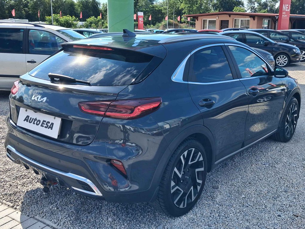 Kia XCeed 1.5 T-GDi TOP