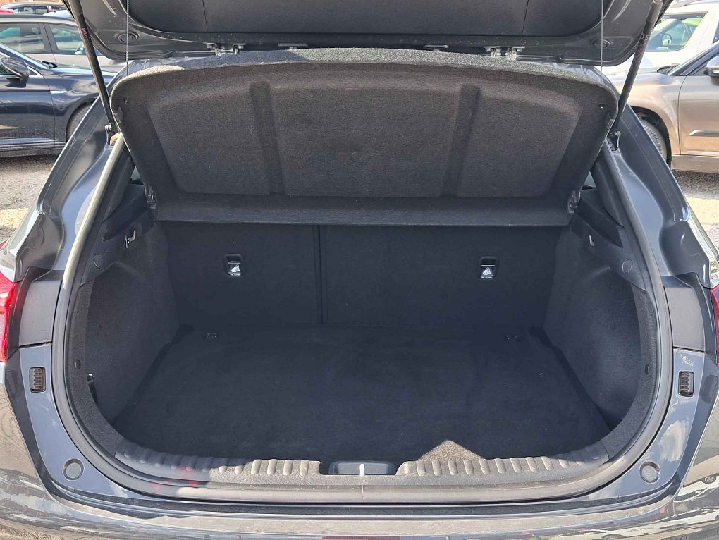 Kia XCeed 1.5 T-GDi TOP