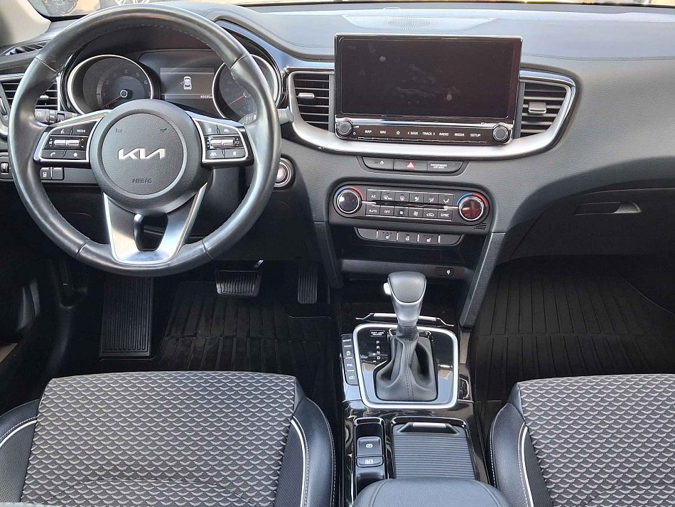 Kia XCeed 1.5 T-GDi TOP